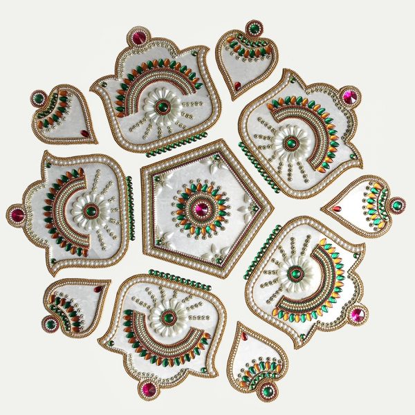 ad modern kundan rangoli